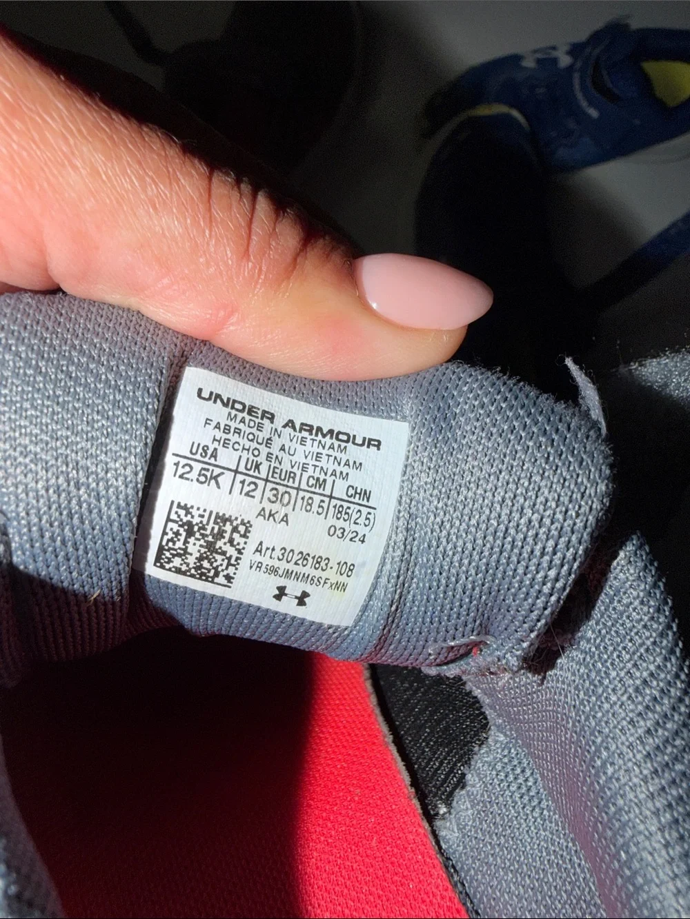 Under Armour two pairs